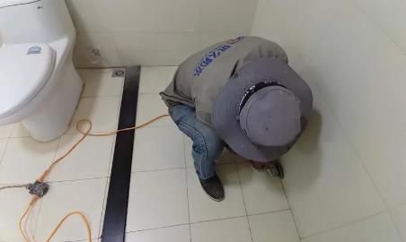 库尔勒卫生间补漏